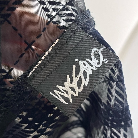 MOSSIMO Vintage Black Sheer & Velvet Plaid Shorts Romper size large - Picture 4 of 4